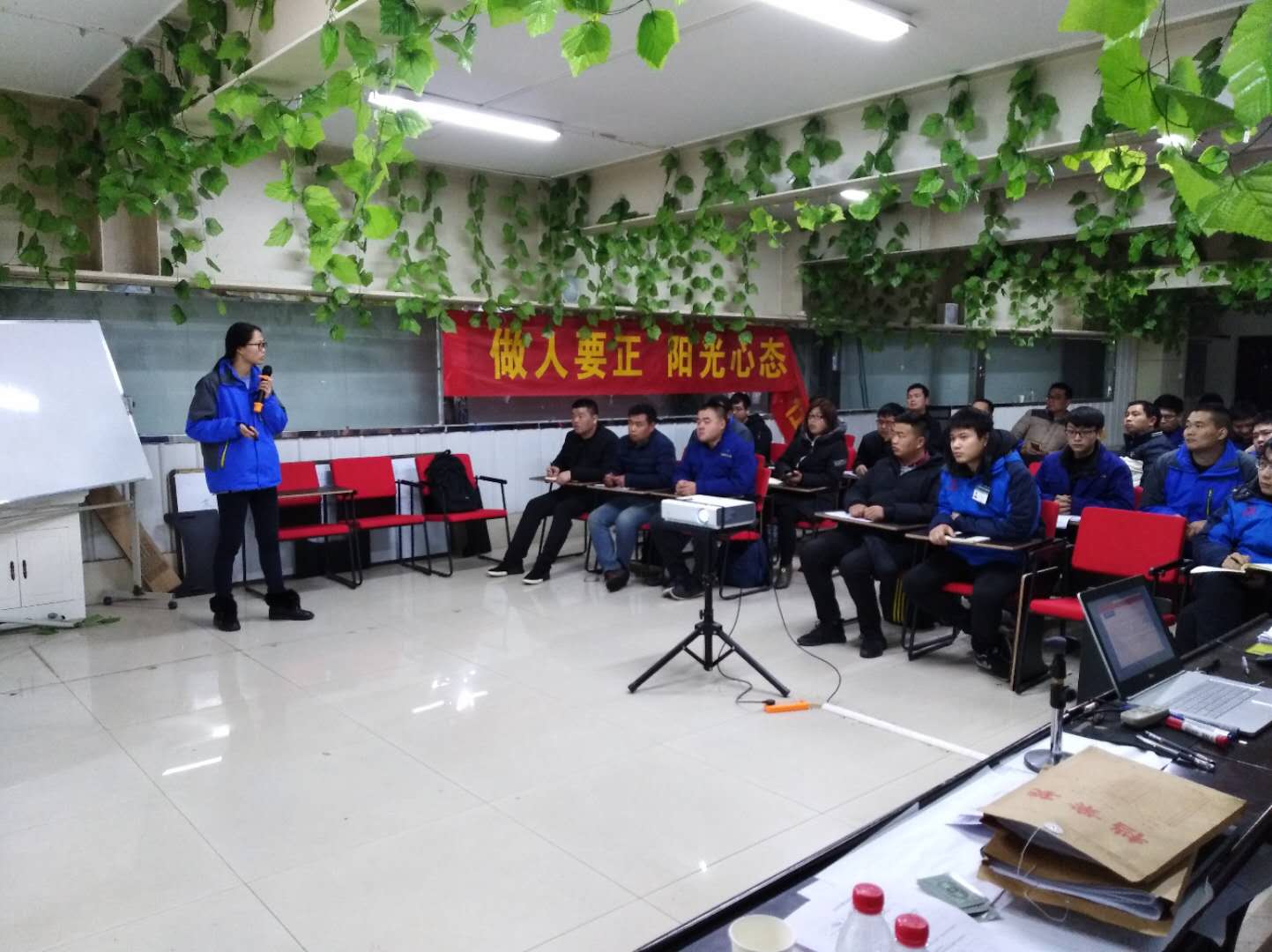 【金冠电力员工培训】新面貌，新气象，欢迎新员工加入金冠大家庭